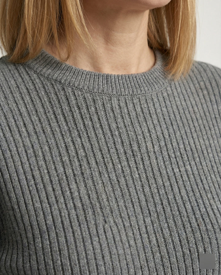 Elegant knit set sweater skirt